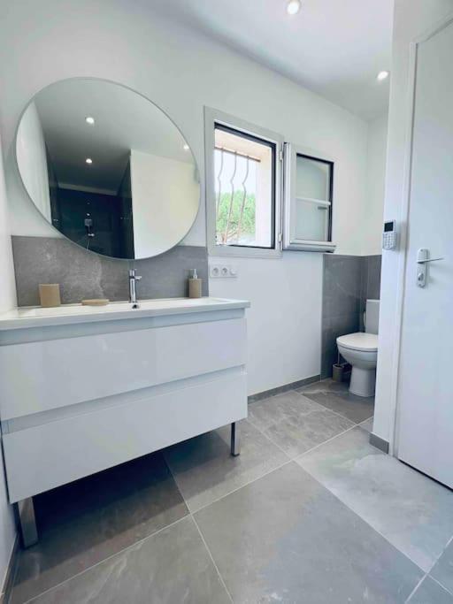 Magnifique Appartement Traversant Avec Vue Sur Le Golf 라그랑모트 외부 사진